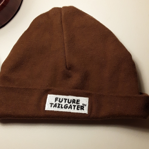 Newborn football Georgia Bulldogs hat - Picture 2 of 2